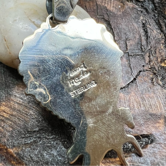 925 Sterling Silver Kingman Turquoise Heart Pendant Horse Floral Leaf Detail - Picture 5 of 13